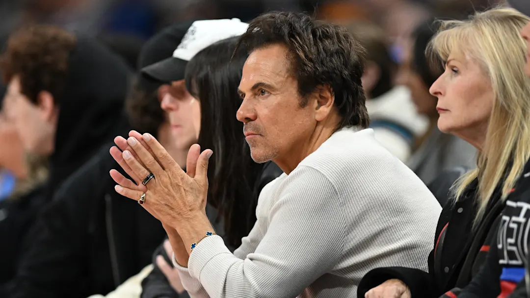 Tom Gores เผยเบื้องหลังการพลิกฟื้น Detroit Pistons จากจุดต่ำสุดสู่ทีมลุ้นแชมป์ NBA